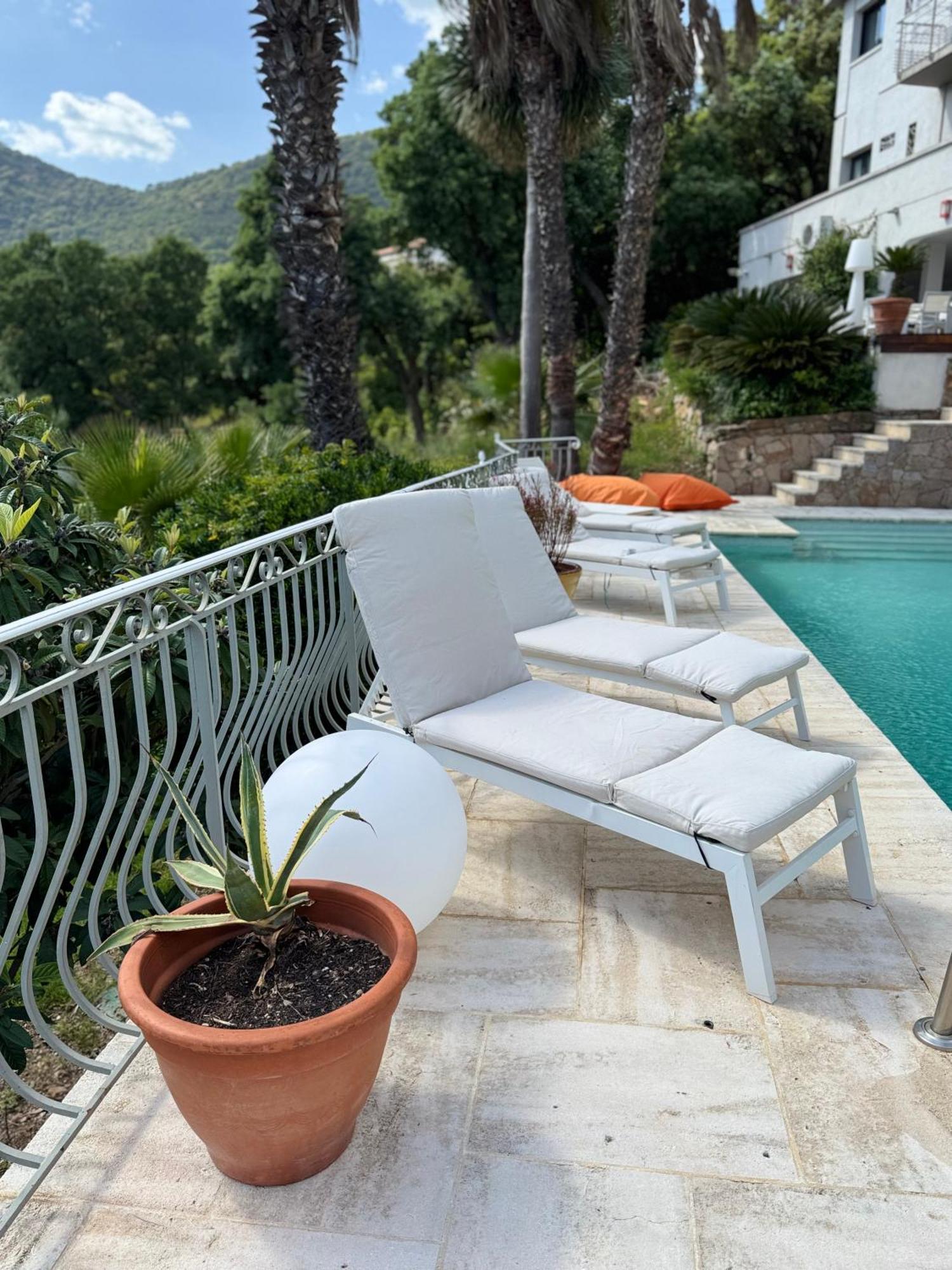 Villa Hirondelles 35 Cavalaire-sur-Mer Exterior foto
